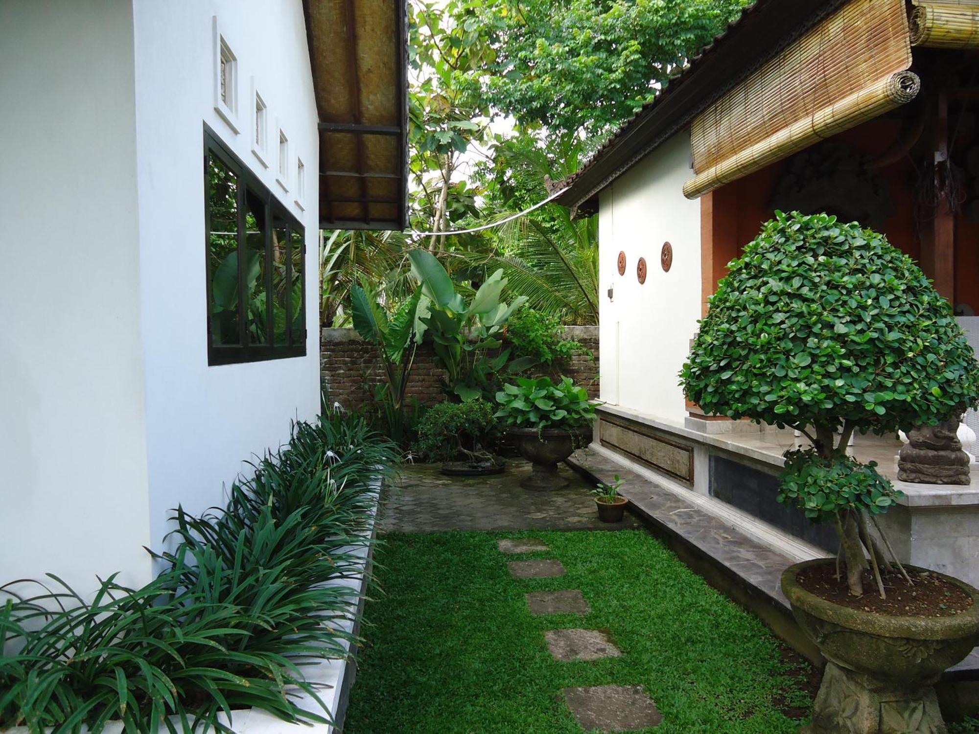 Puri Ayu Hotel Canggu  Room photo