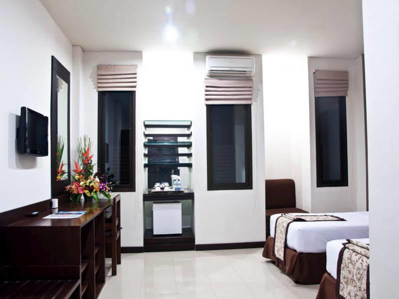 Puri Ayu Hotel Canggu  Exterior photo